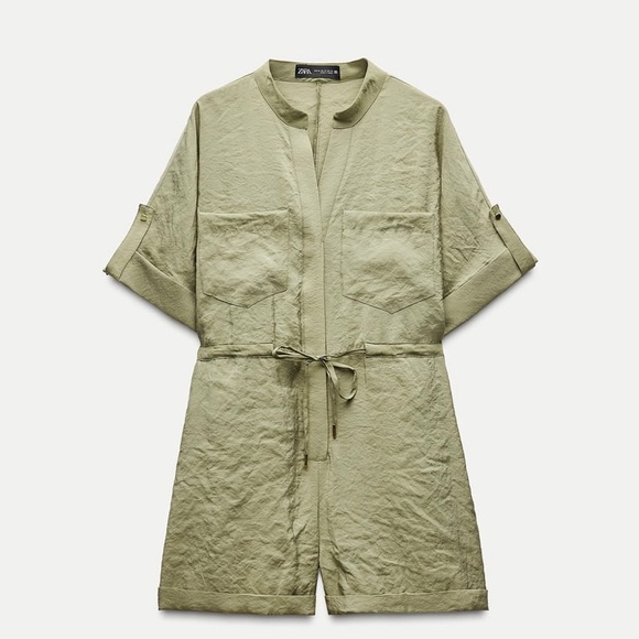 Zara - green flowy romper - Picture 4 of 5